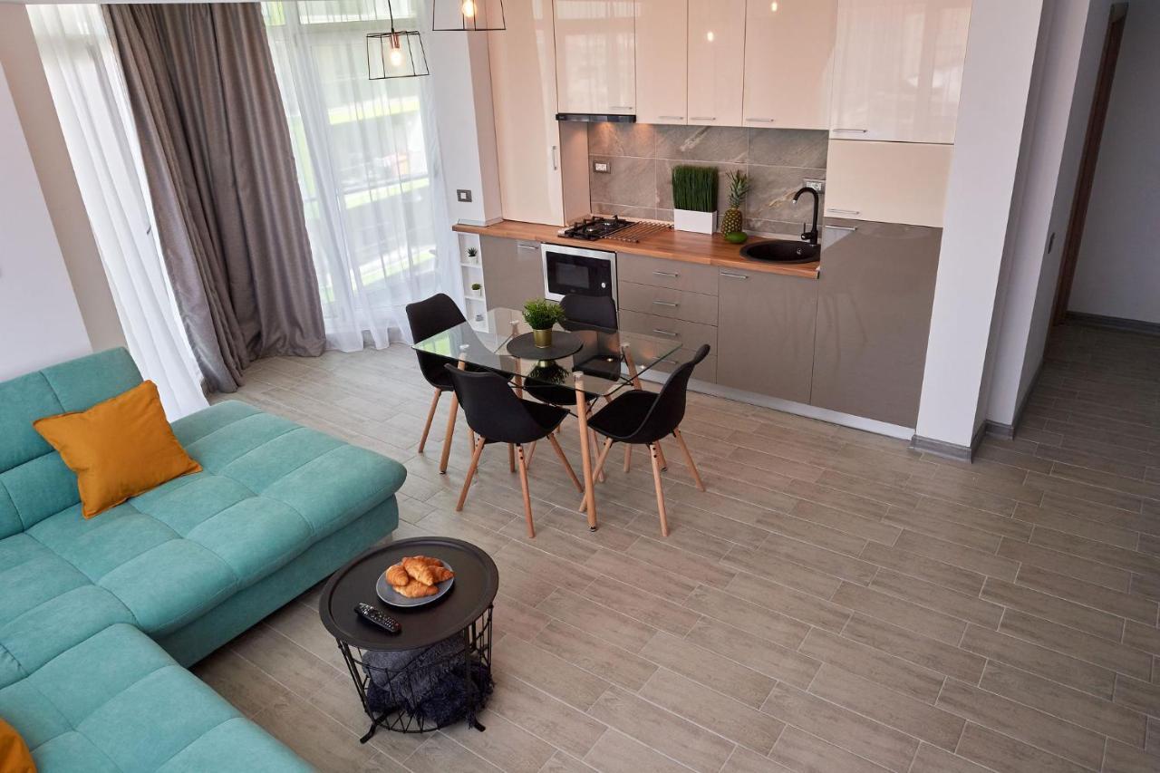 Black Sea Estate Apartment Spa N Pool Beach Resort ナボダリ エクステリア 写真