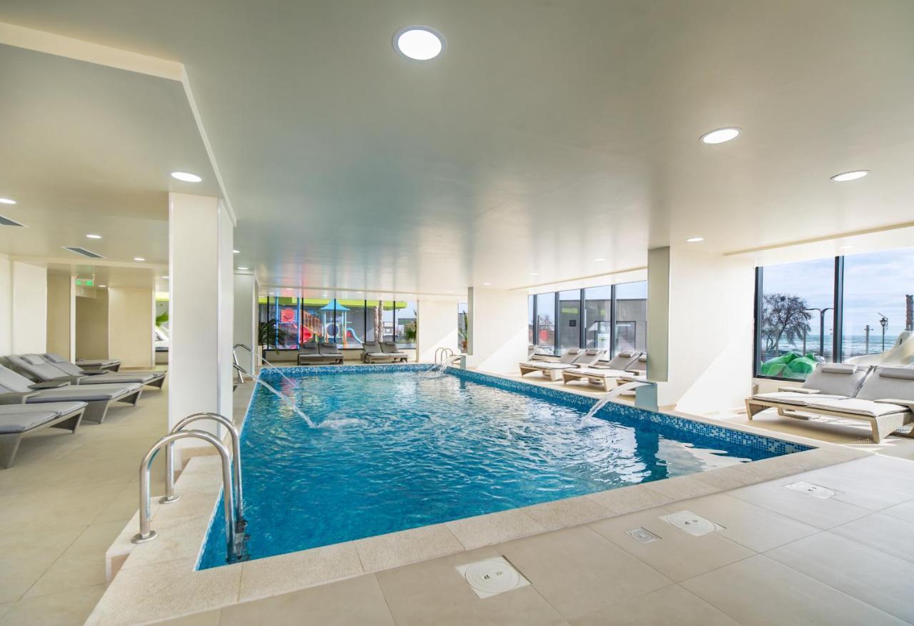 Black Sea Estate Apartment Spa N Pool Beach Resort ナボダリ エクステリア 写真