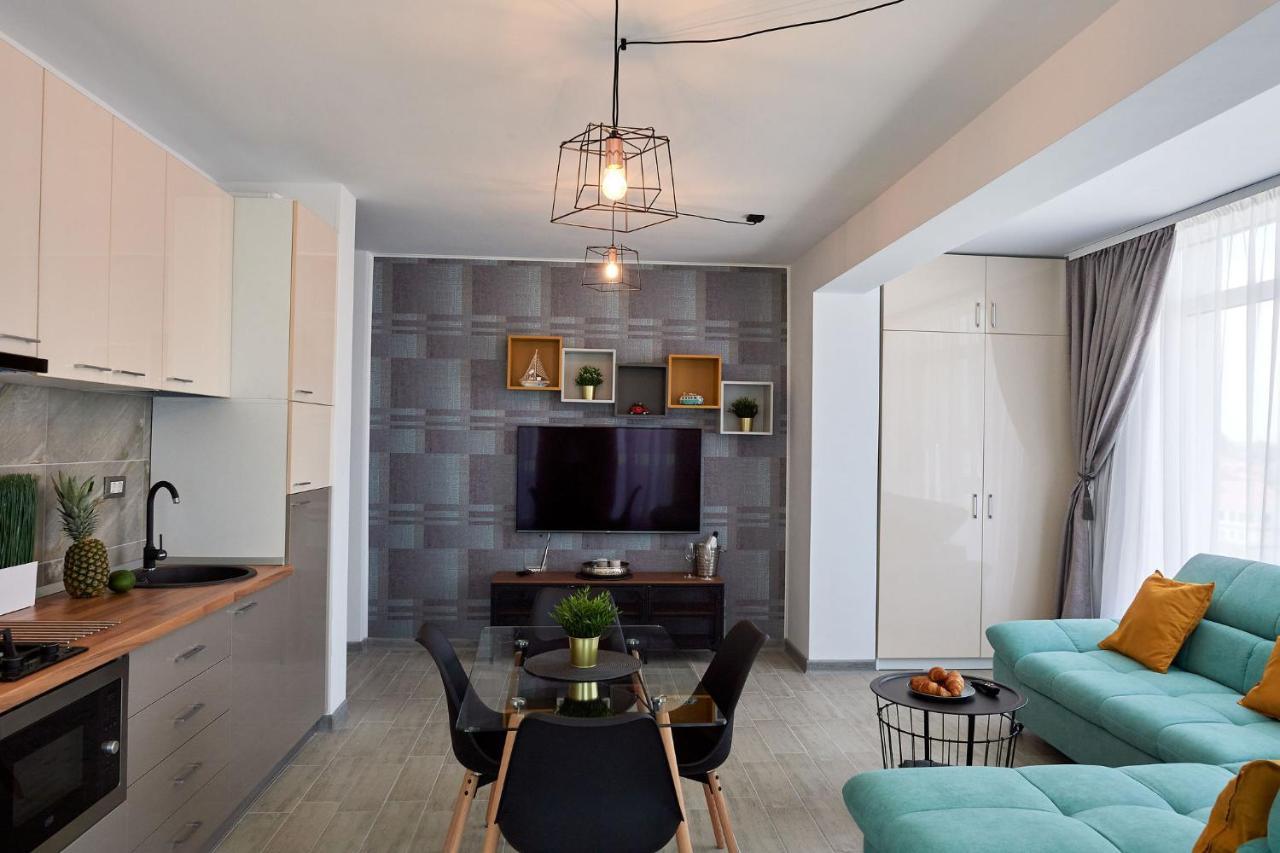 Black Sea Estate Apartment Spa N Pool Beach Resort ナボダリ エクステリア 写真